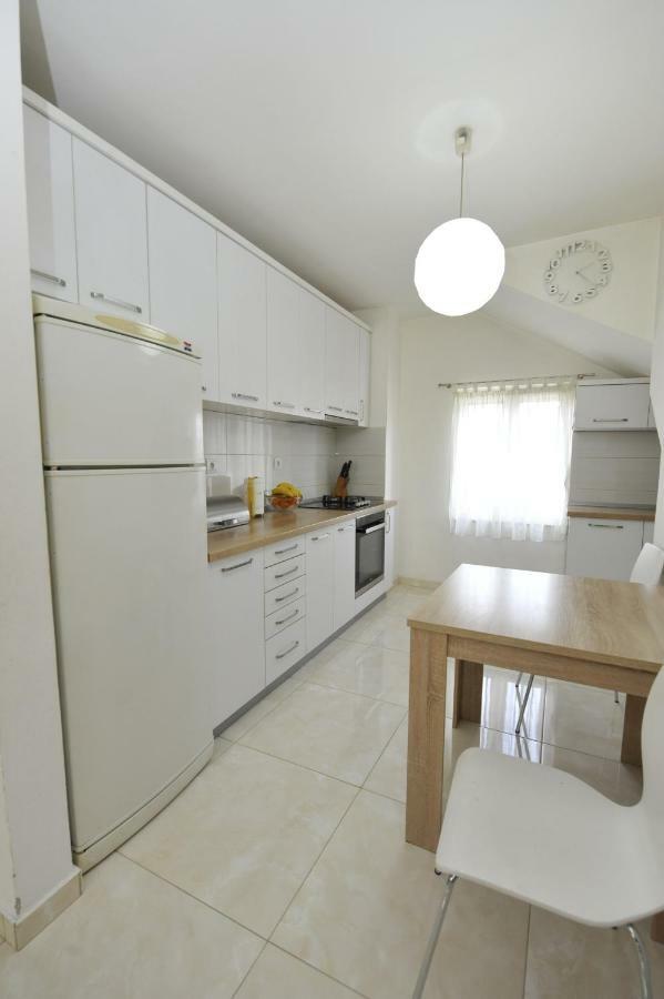 Vlatka Apartman Сплит Экстерьер фото